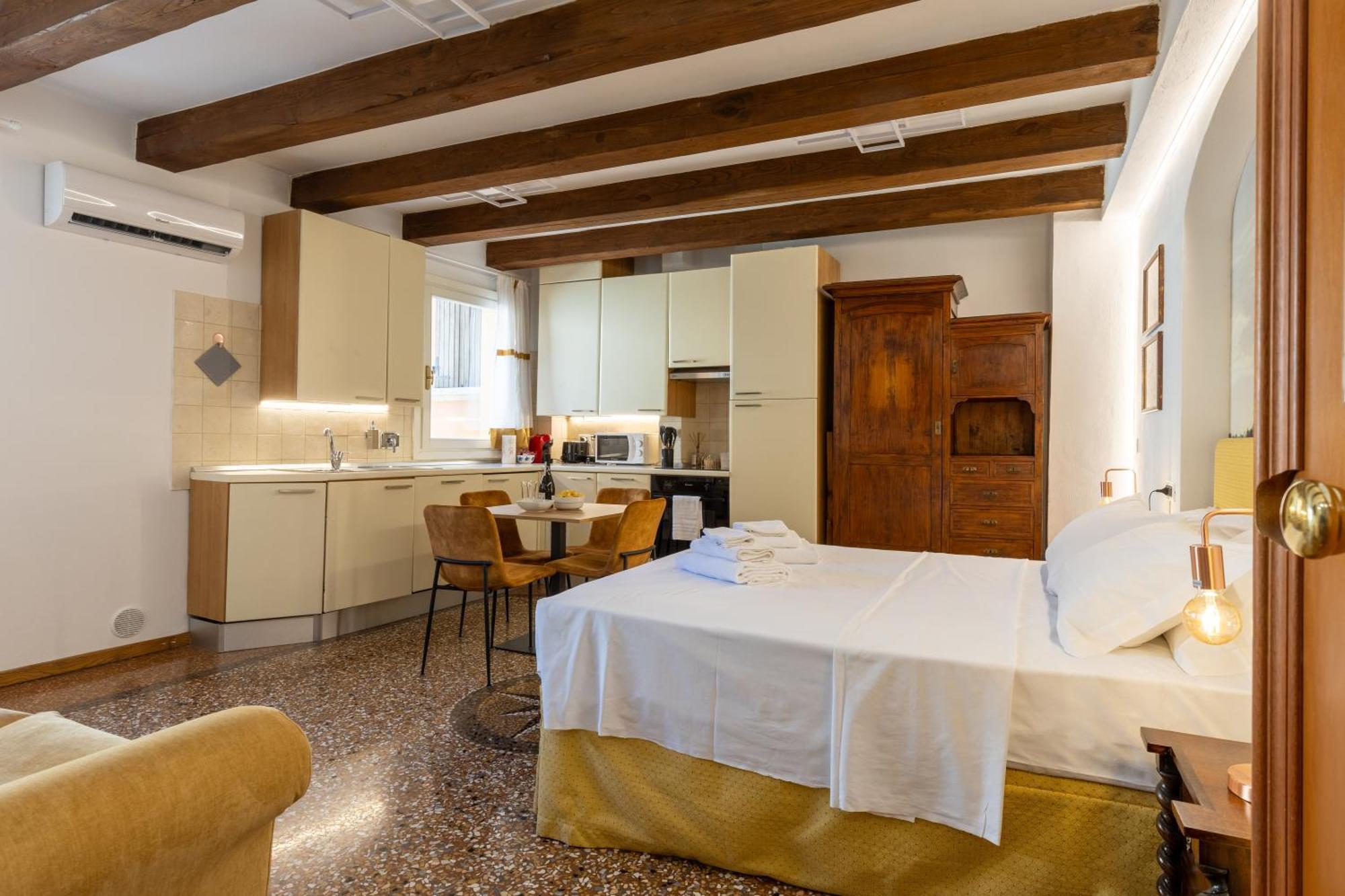 Frassinago Suites-Bolognarooms Exterior foto